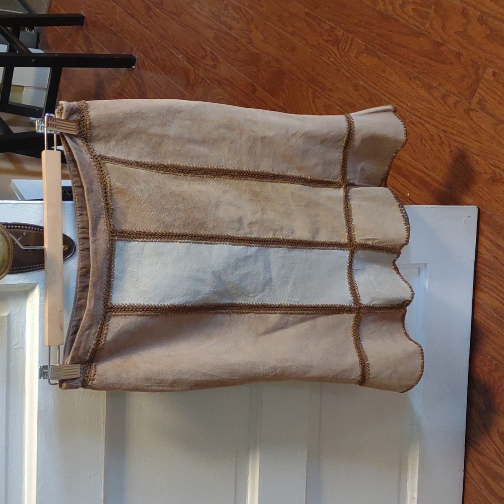 Awesome 100% LIKE Leather Skirt Size 7/8